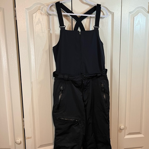 LL Bean Snowboard pants with removable suspenders - Picture 6 of 11